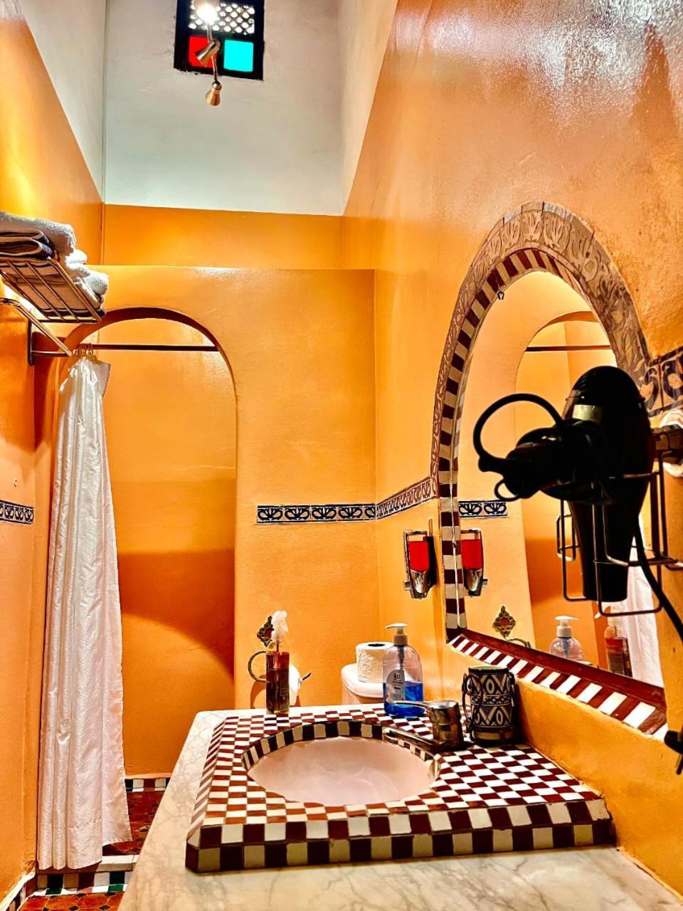 Riad Lalla Zoubida Fes Exterior photo