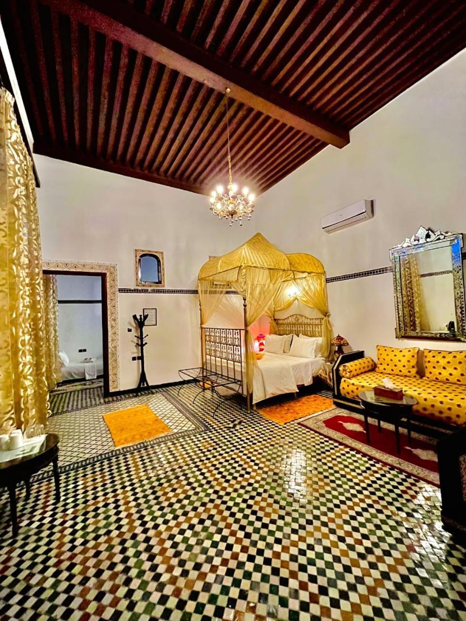 Riad Lalla Zoubida Fes Exterior photo